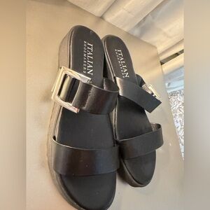 Italian Shoemakers Black Slide Sandals